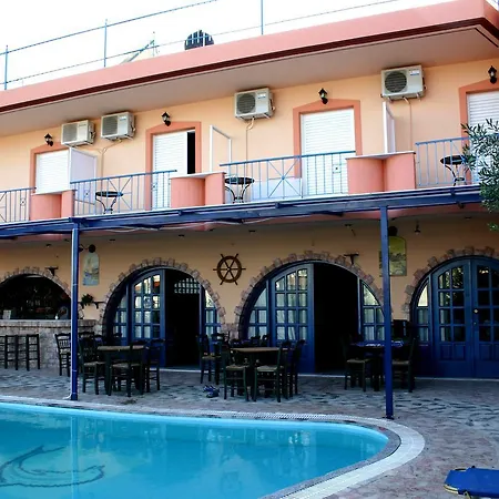 Kleoni Club Aparthotel Tolo