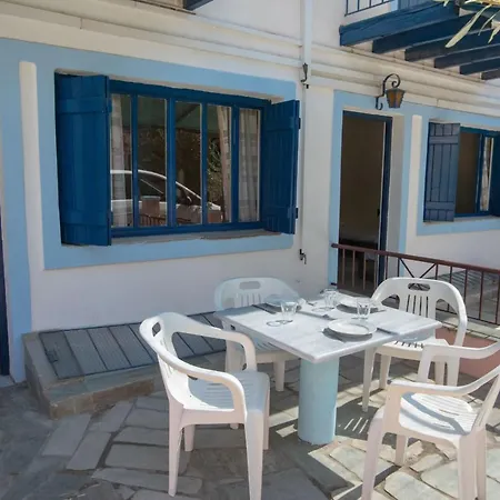 Kleoni Club Aparthotel Tolo