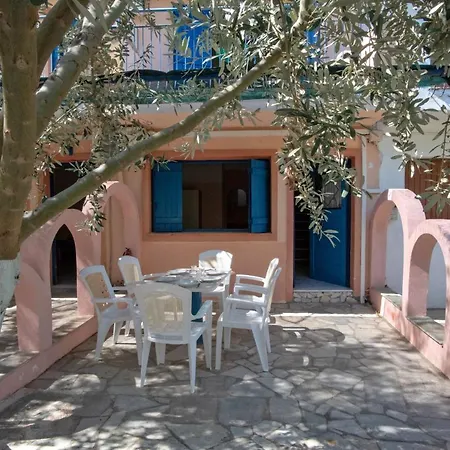 아파트호텔 Kleoni Club 3*