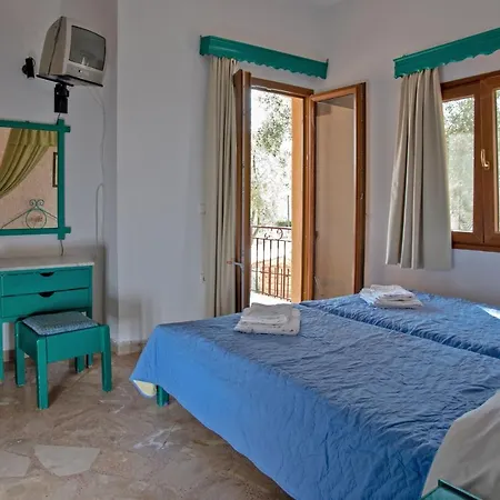 Kleoni Club 3*