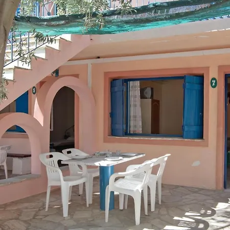 公寓式酒店 Kleoni Club 托隆