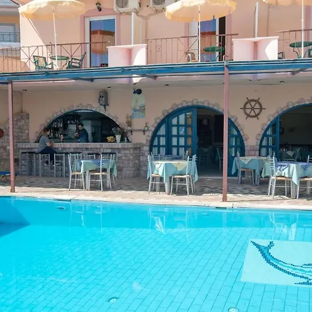 公寓式酒店 Kleoni Club 托隆